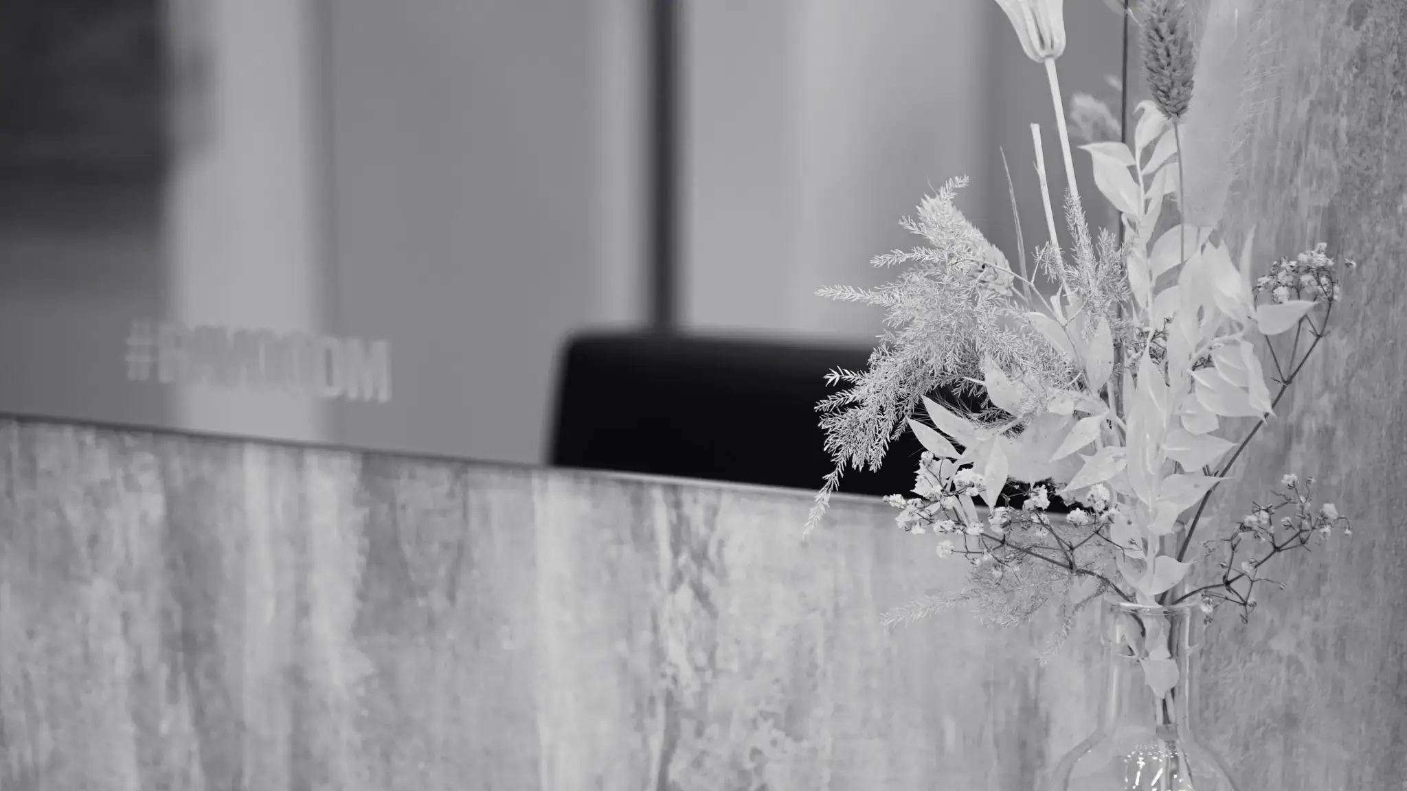 Ruf uns an oder vereinbare deinen Termin online